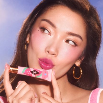 UNREAL LIP OIL pink watermelon MODEL