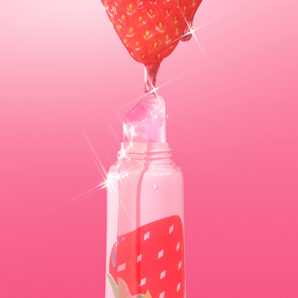 UNREAL LIP OIL STILL LIFE STRAWBERRY VANILLA