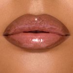 Plumpgasm in Nudegasm Diamonds on model