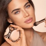 Charlotte Tilbury Airbrush Flawless Sandwich Hack