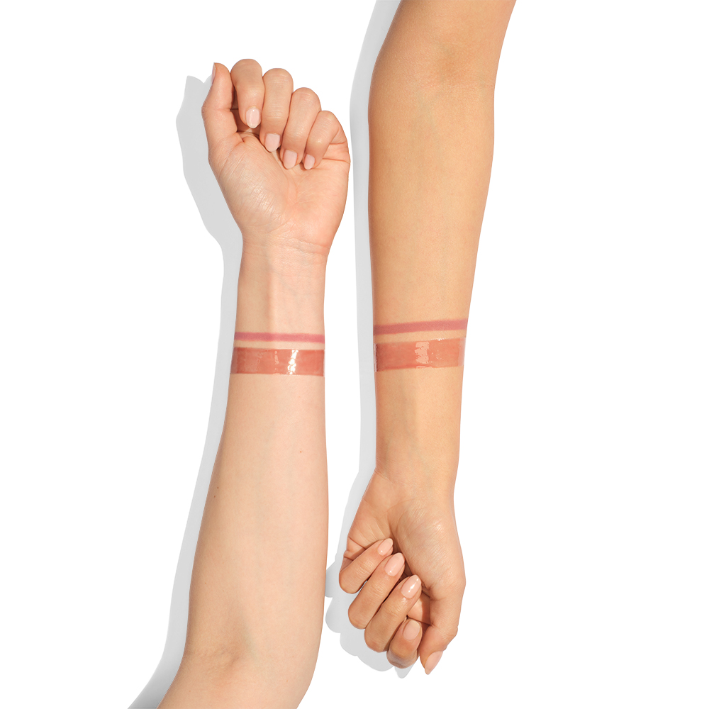 PILLOW TALK LIP CHEAT + COLLAGEN LIP BATH ARM SWATCH