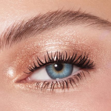 Exagger-eyes Eyeshadow Stick - Satin Diamonds Model Close Up