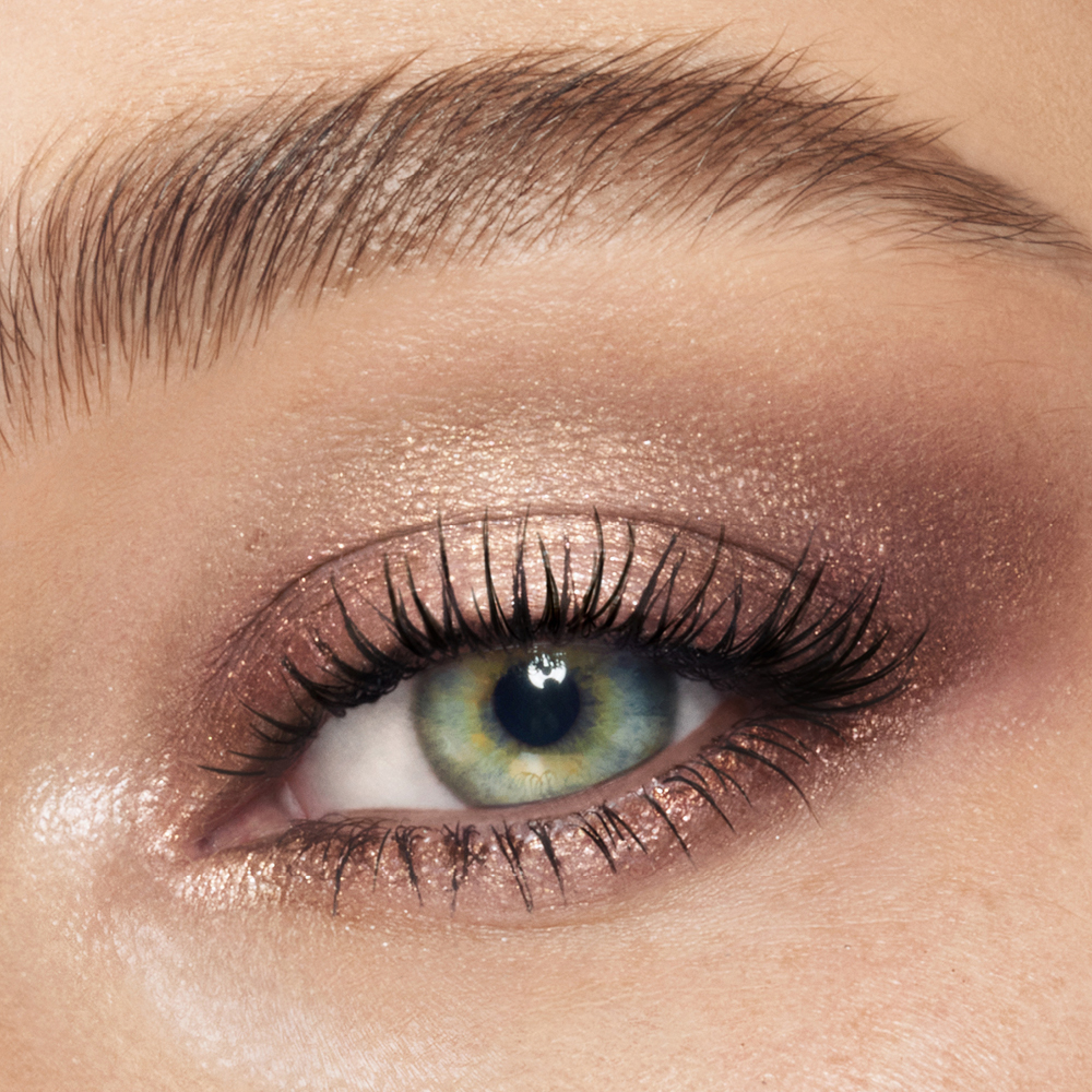 Exagger-eyes Eyeshadow Stick - Oyster Twilight Model close up