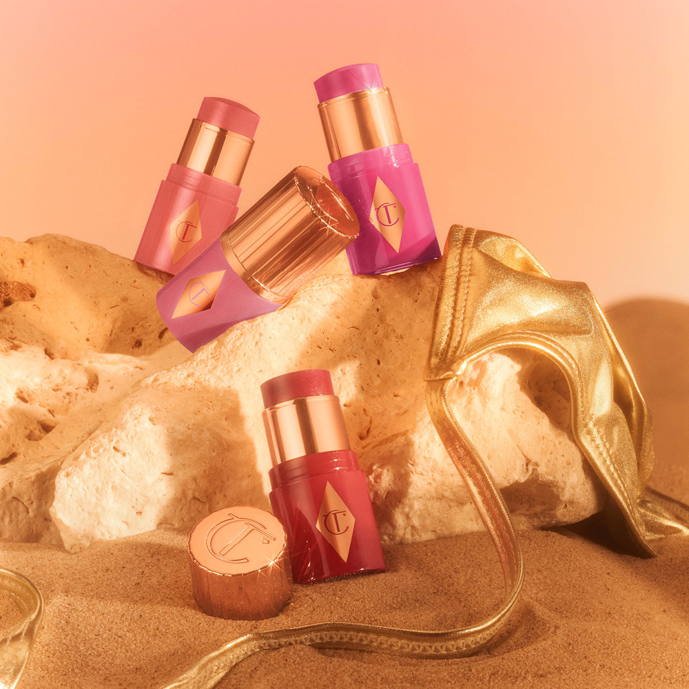 Mini Unreal Blush Still Life