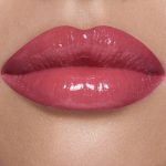 Lip Gloss & Mini Lipstick Kit in 90s Pink on fair model