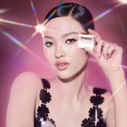 Hypnotising Pop Shot in Diamond Eyes