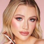Mini Pillow Talk Beauty Light Wand in Pillow Talk